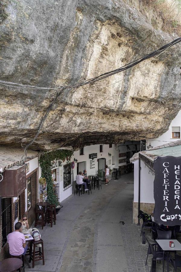 Casa Rural Las Cuevas De Setenil Setenil De Las Bodegas Exteriör bild