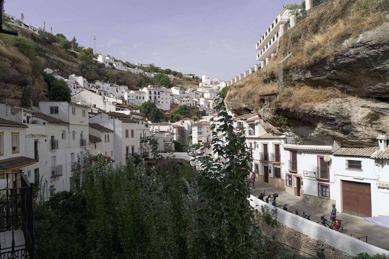Casa Rural Las Cuevas De Setenil Setenil De Las Bodegas Exteriör bild